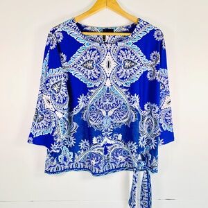 Boho chic Blue/white paisley/baroque pullover blouse 3/4 length sleeves side tie